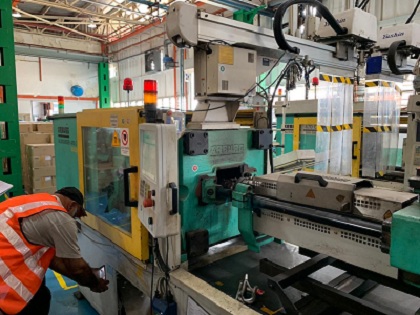 150 Ton Injection Moulding Machine -2